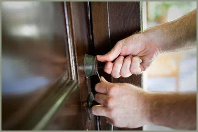 Locksmith Solution Services Brooklyn, NY 718-489-9794 - 68-44-14