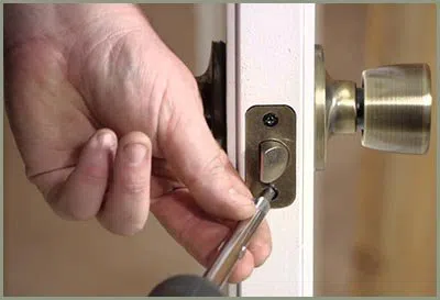 Locksmith Solution Services Brooklyn, NY 718-489-9794 - 68-44-18