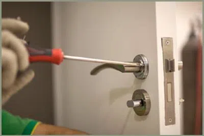 Locksmith Solution Services Brooklyn, NY 718-489-9794 - 68-44-8